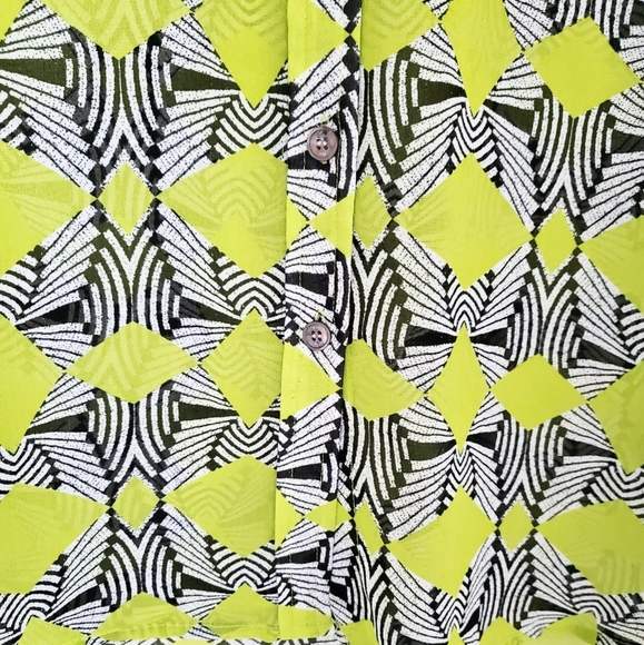 Two by Vince Camuto Zebra Print Shirt - Picture 5 of 8